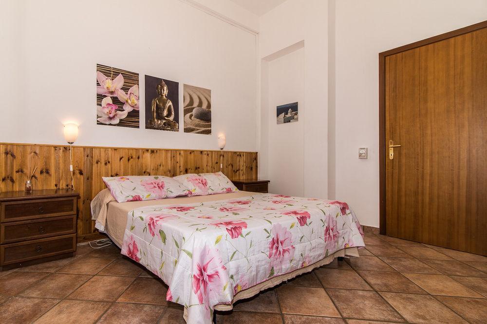 B&B Millennium Ladispoli Exterior foto